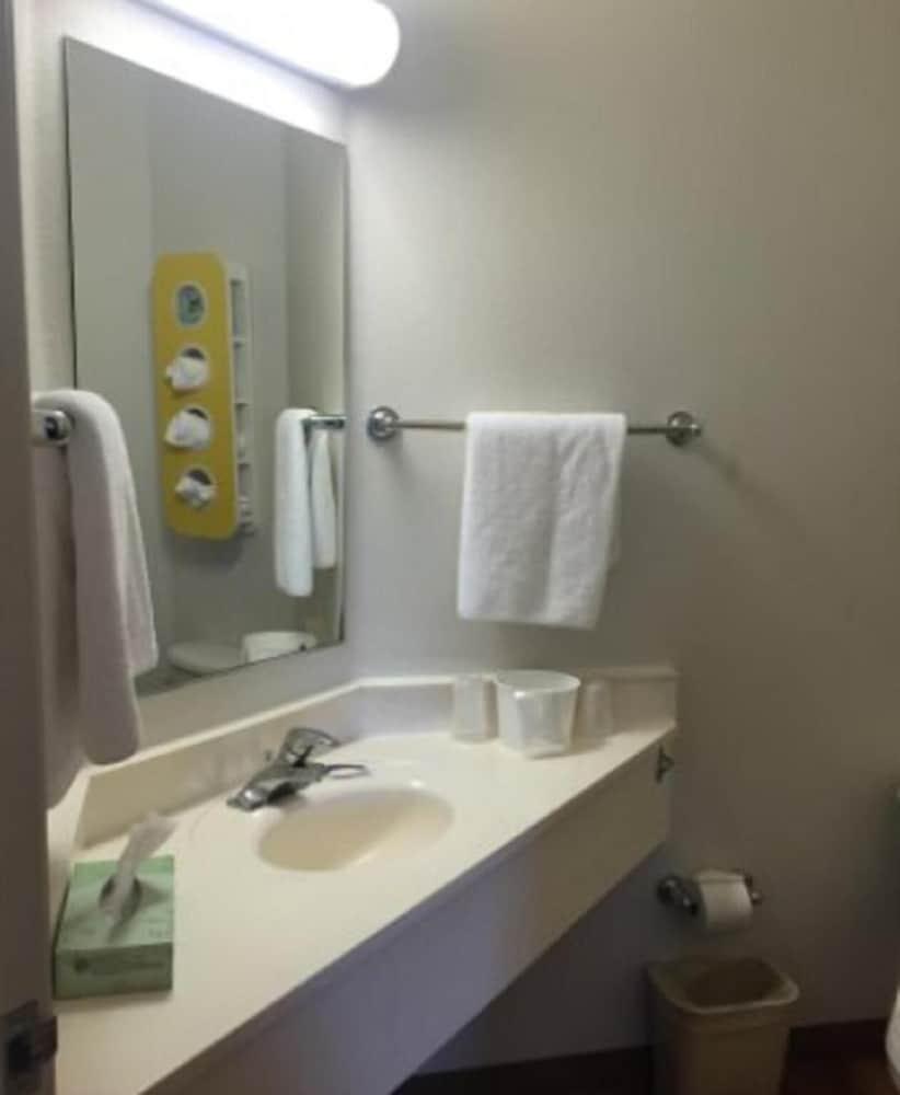 Motel 6-Roseburg, Or Ngoại thất bức ảnh